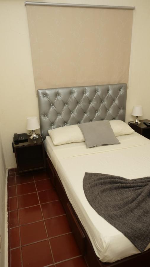 Hotel Alcaldeza - Garden House Santo Domingo Buitenkant foto