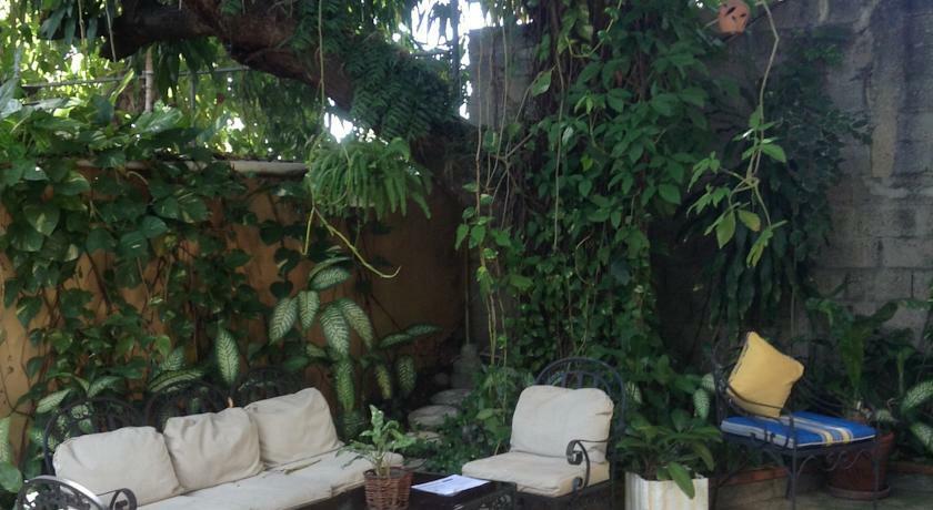 Hotel Alcaldeza - Garden House Santo Domingo Buitenkant foto