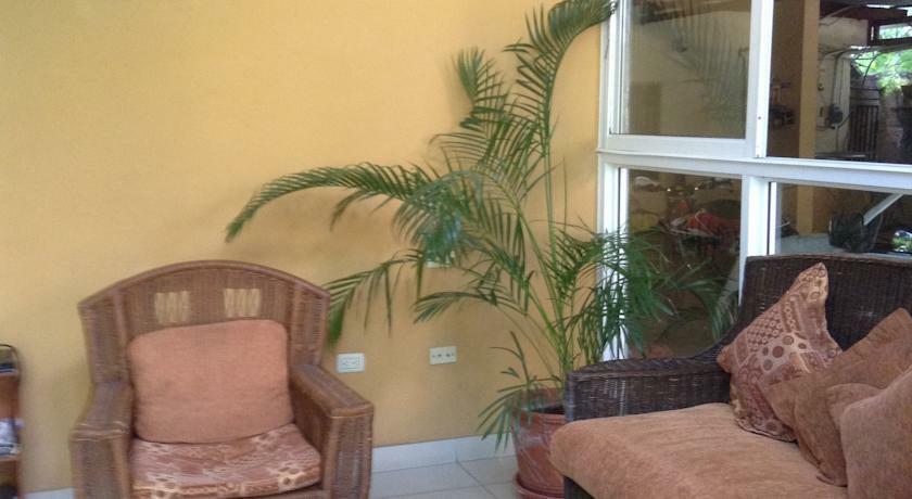 Hotel Alcaldeza - Garden House Santo Domingo Buitenkant foto