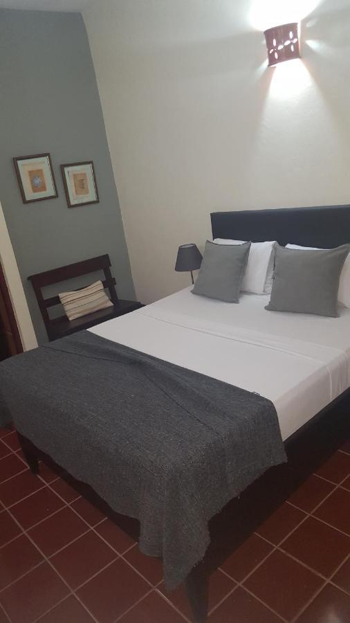 Hotel Alcaldeza - Garden House Santo Domingo Buitenkant foto