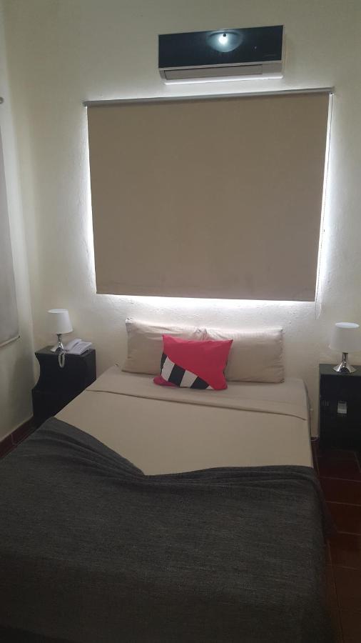 Hotel Alcaldeza - Garden House Santo Domingo Buitenkant foto