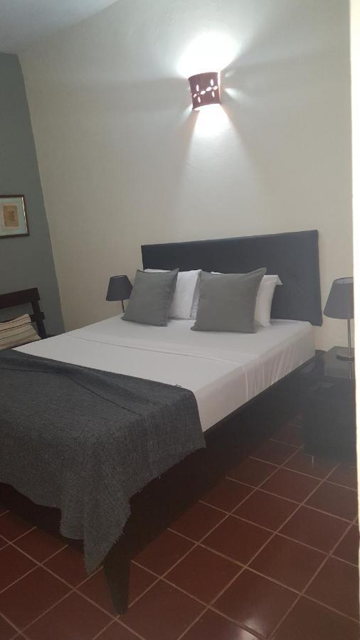 Hotel Alcaldeza - Garden House Santo Domingo Buitenkant foto